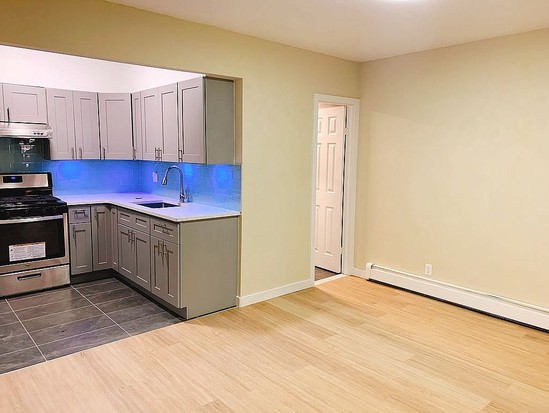 Apartment for Sale Flushing, Queens