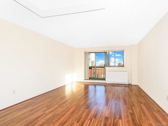 Condo for Sale Riverdale, Bronx