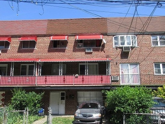 Multi-family for Sale Williamsbridge, Bronx