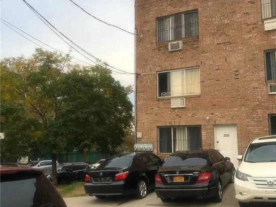 Multi-family for Sale Williamsbridge, Bronx