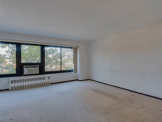 Condo for Sale Astoria, Queens