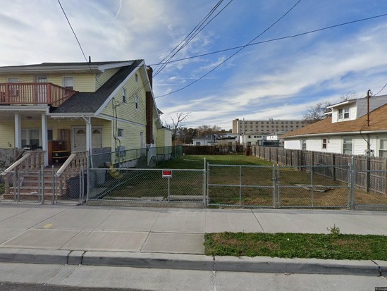 Land for Sale Far Rockaway, Queens