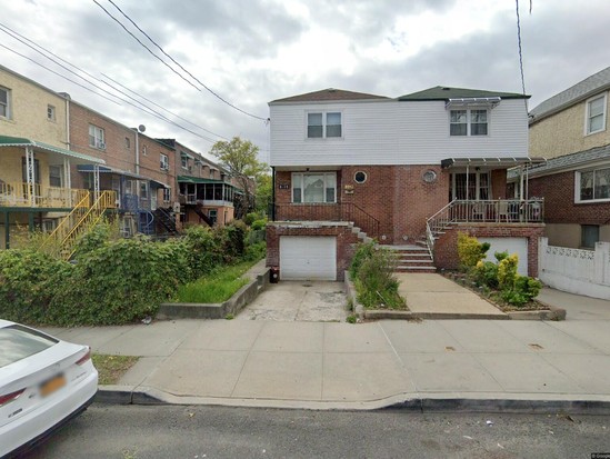 Single-family for Pre-foreclosure Laconia, Bronx