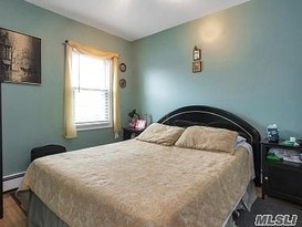 Home for Sale Auburndale, Queens