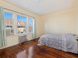 Home for Pre-foreclosure / auction East Flatbush, Brooklyn