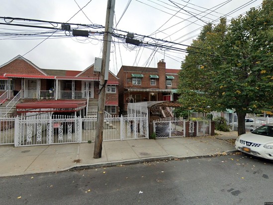 Single-family for Pre-foreclosure Williamsbridge, Bronx