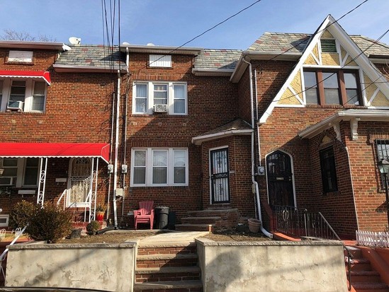 Single-family for Pre-foreclosure / auction Laconia, Bronx