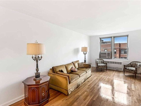 Condo for Sale Jackson Heights, Queens