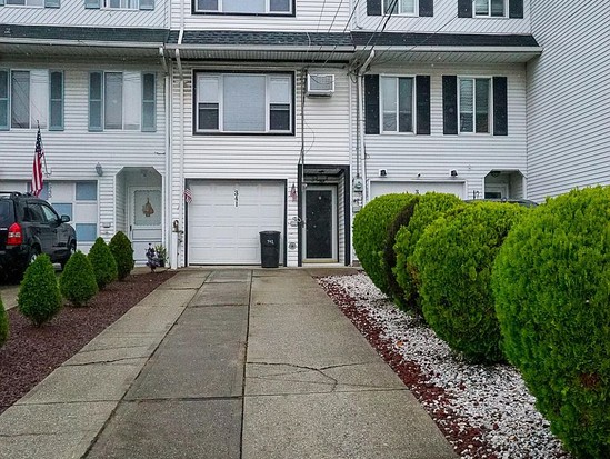 Townhouse for Sale Great Kills, Staten Island