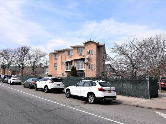 Multi-family for Sale Woodside, Queens