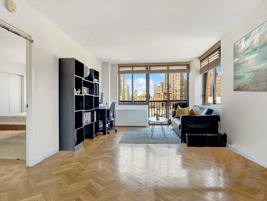 Apartment for Sale Upper East Side, Manhattan