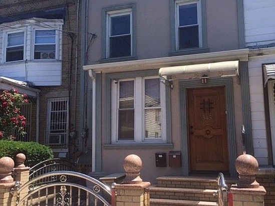 Single-family for Sale Woodhaven, Queens