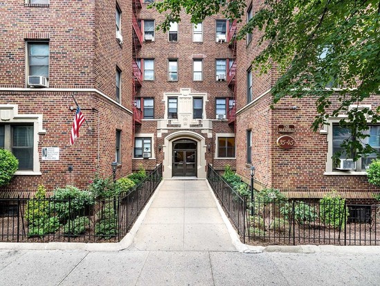 Condo for Sale Jackson Heights, Queens