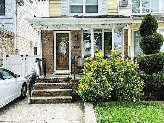 Single-family for Sale Marine Park, Brooklyn