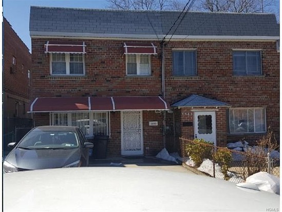 Single-family for Pre-foreclosure Eastchester, Bronx