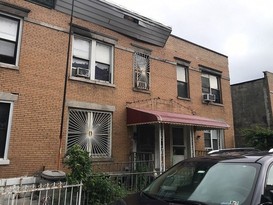 Home for Pre-foreclosure / auction Van Cortlandt Park, Bronx