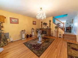 Home for Sale Arrochar, Staten Island