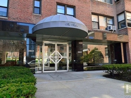 Condo for Sale Riverdale, Bronx