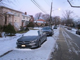 Home for Pre-foreclosure / auction Bayside, Queens