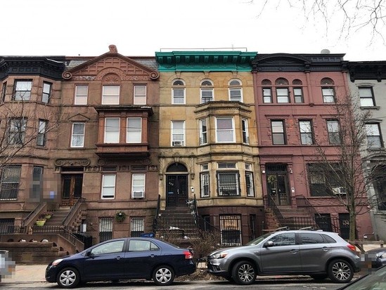 Single-family for Pre-foreclosure / auction Bedford Stuyvesant, Brooklyn