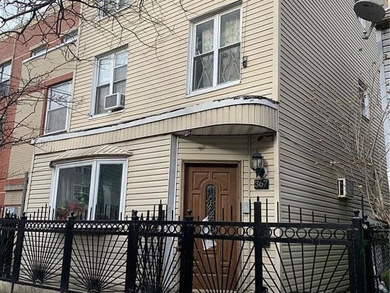 Single-family for Sale Melrose, Bronx