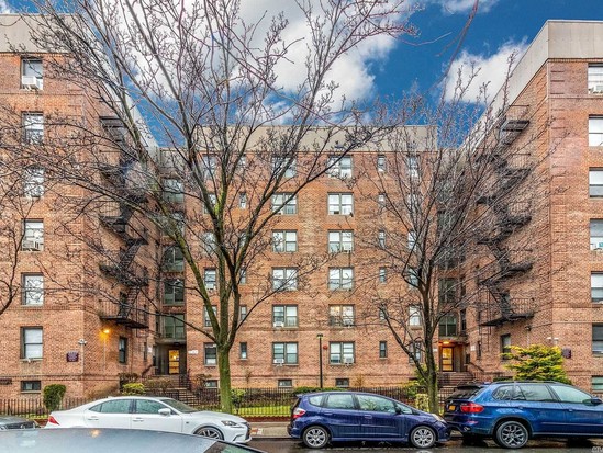 Condo for Sale Jackson Heights, Queens