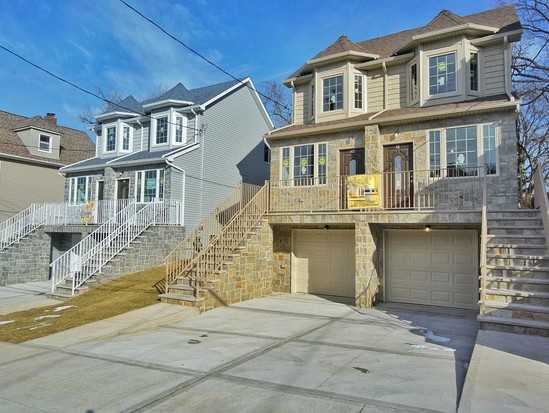 Single-family for Sale Castleton Corners, Staten Island