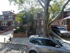 Home for Pre-foreclosure Jackson Heights, Queens