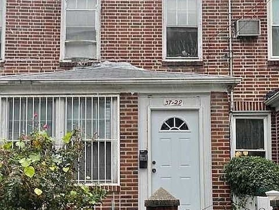 Townhouse for Sale Woodside, Queens