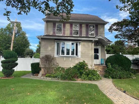 Single-family for Sale Bayside, Queens