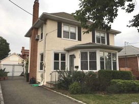 Home for Sale Auburndale, Queens