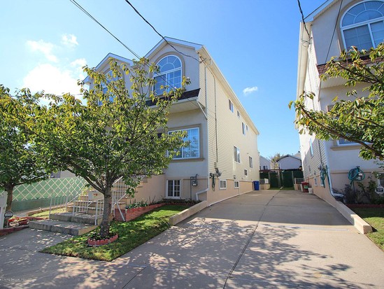 Single-family for Sale South Beach, Staten Island