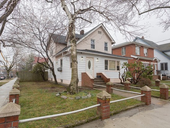 Single-family for Sale Bayside, Queens