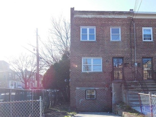 Single-family for Sale Williamsbridge, Bronx