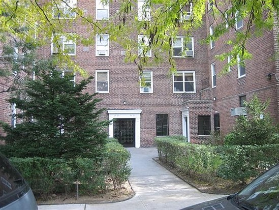 Condo for Sale Woodside, Queens