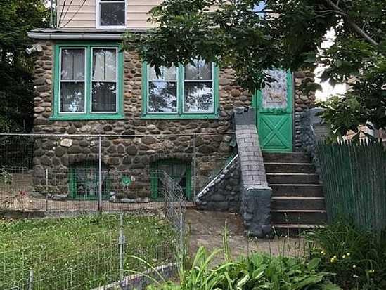 Single-family for Sale Edenwald, Bronx