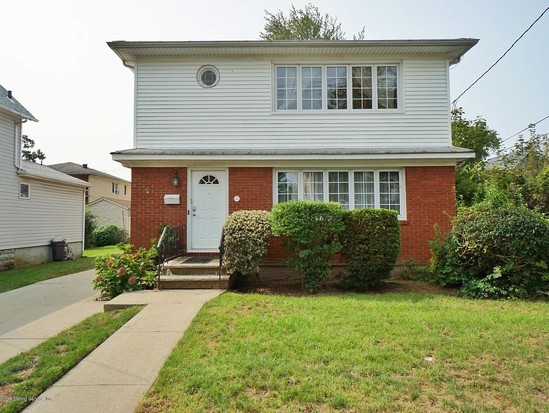 Single-family for Sale Dongan Hills, Staten Island