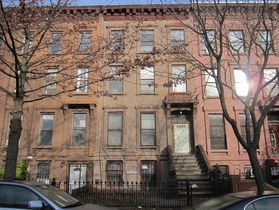 Single-family for Pre-foreclosure / auction Bedford Stuyvesant, Brooklyn