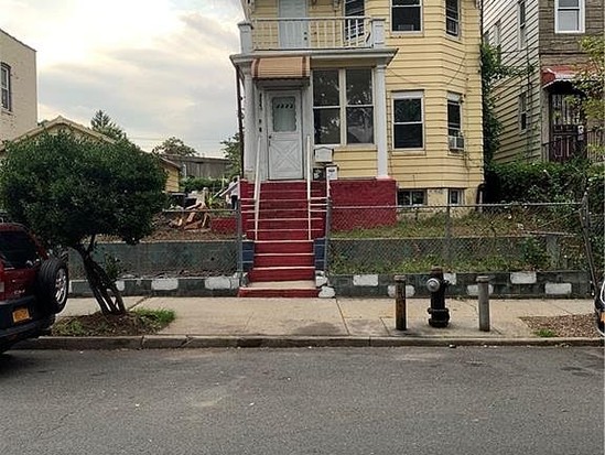 Multi-family for Sale Wakefield, Bronx