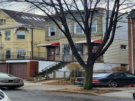 Home for Pre-foreclosure / auction Wakefield, Bronx