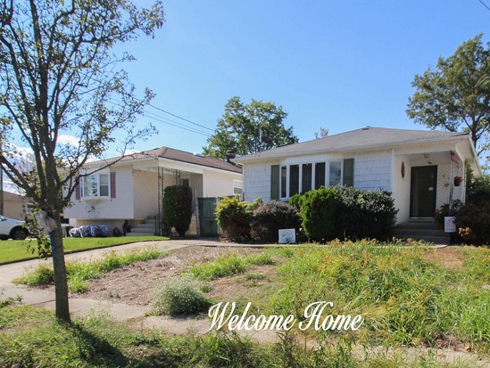 Single-family for Sale Princes Bay, Staten Island