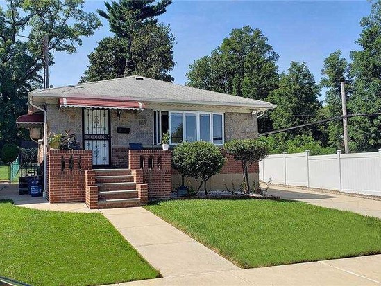 Single-family for Sale Bayside, Queens