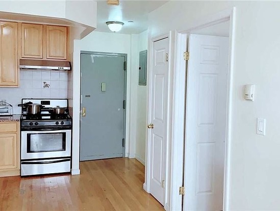 Condo for Sale Woodside, Queens