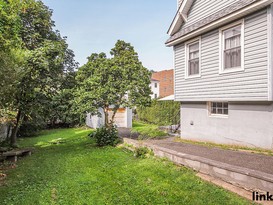 Home for Sale Throggs Neck, Bronx