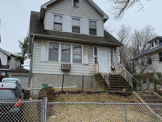 Single-family for Sale Park Hill, Staten Island