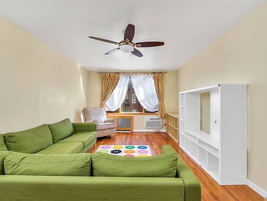 Condo for Sale Elmhurst, Queens