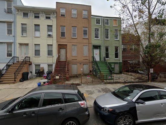 Multi-family for Pre-foreclosure / auction Bedford Stuyvesant, Brooklyn