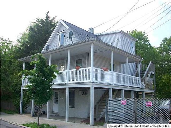 Multi-family for Pre-foreclosure / auction Rosebank, Staten Island