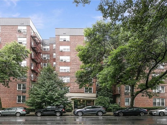 Condo for Sale Woodlawn, Bronx