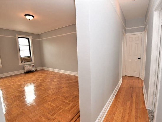 Condo for Sale Sunnyside, Queens